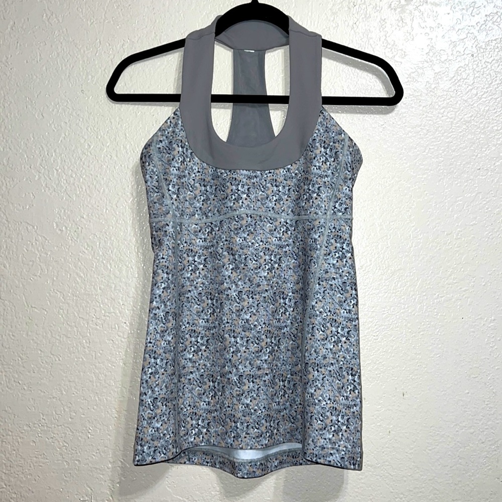 Lululemon Size 8 Yoga Top